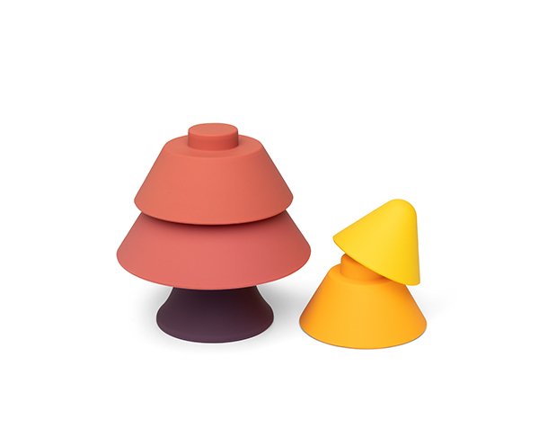 Stacking Pine Tree Bright Colors de Little L Toys