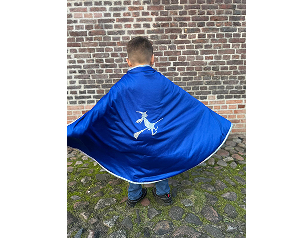 Rev Glitter Magician / Witch Cape Size 5-6 de GP Capas y Tutús