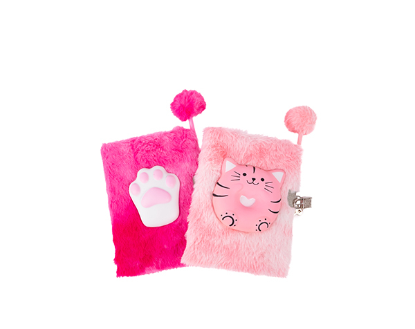 Furry Friends Squishy Journal, Cat, 2 styles assorted de GP Anillos y Gadgets